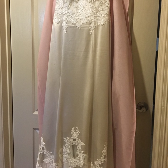 WEDDING DRESS 👰🏽💐🍂 - Picture 3 of 7